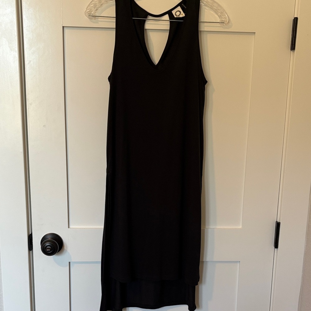 Akemi + Kin black tunic size XS